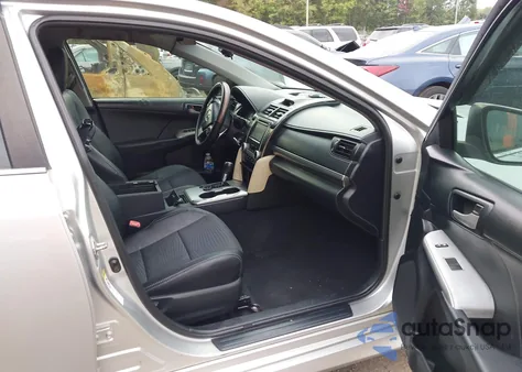 2013 Toyota Camry Se z USA, uszkodzony, nr VIN 4T1BF1FK7DU270827